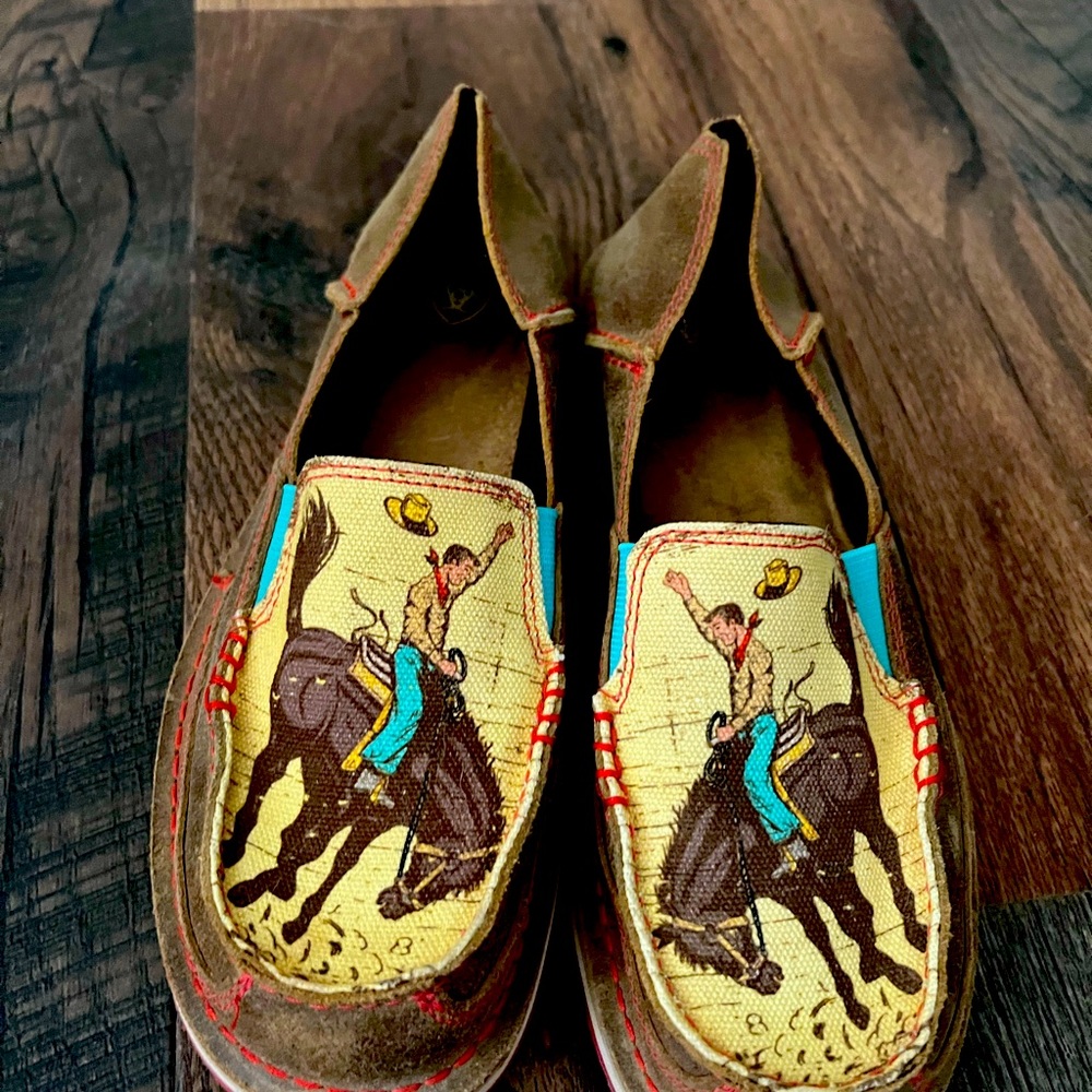 Excellent condition worn 1 time